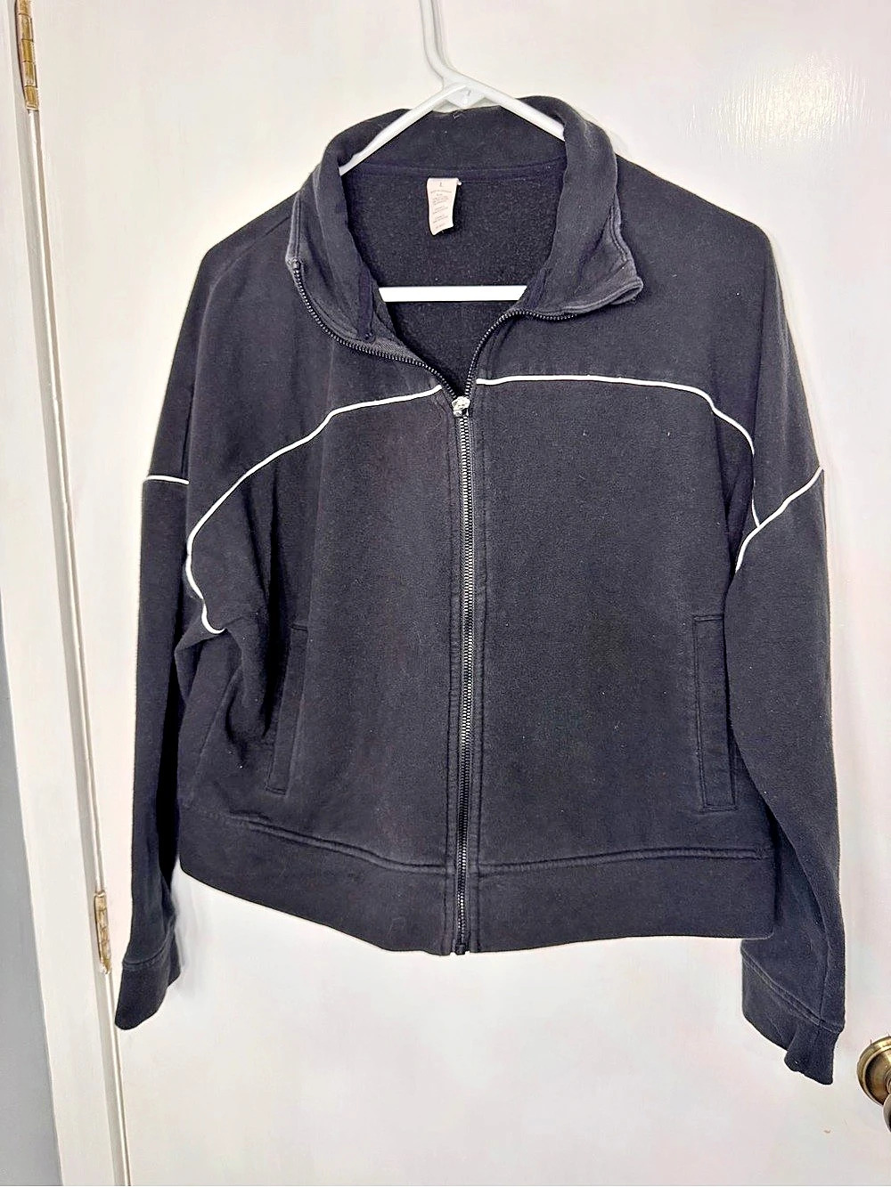Yogalicious Cloud Plush Elite Bomber Jacket Bomber Jacket in Black Large Like